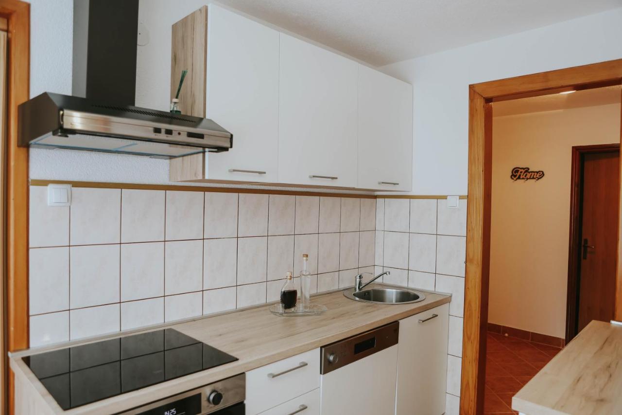 I&T Apartman Gospić Exterior foto